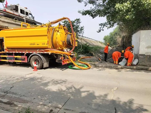  建筑給排水知識：清掏化糞池注意事項...